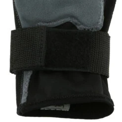Adult And Junior Snowboarding Wrist Guard - Defence Wrist -Outdoor Equipment Store k119ee5d510f359d39f9d2054b43231f7