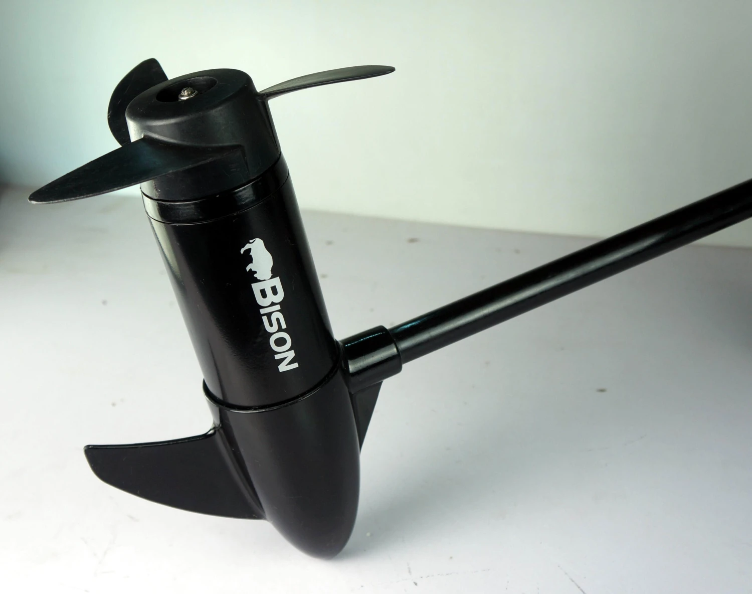 Bison 40lb Electric Outboard Motor 6 Bison 40lb Electric Outboard Motor - Image 4