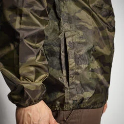 WATERPROOF LIGHT JACKET CAMO 100 -Outdoor Equipment Store k1ff090bfe94a3f7078ef81f16ea46e4a