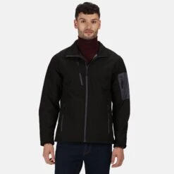 Regatta Standout Mens Arcola 3 Layer Waterproof And Breathable Softshell Jacket (Extreme -Outdoor Equipment Store k212ee477c53f82fdb06509e477e40183