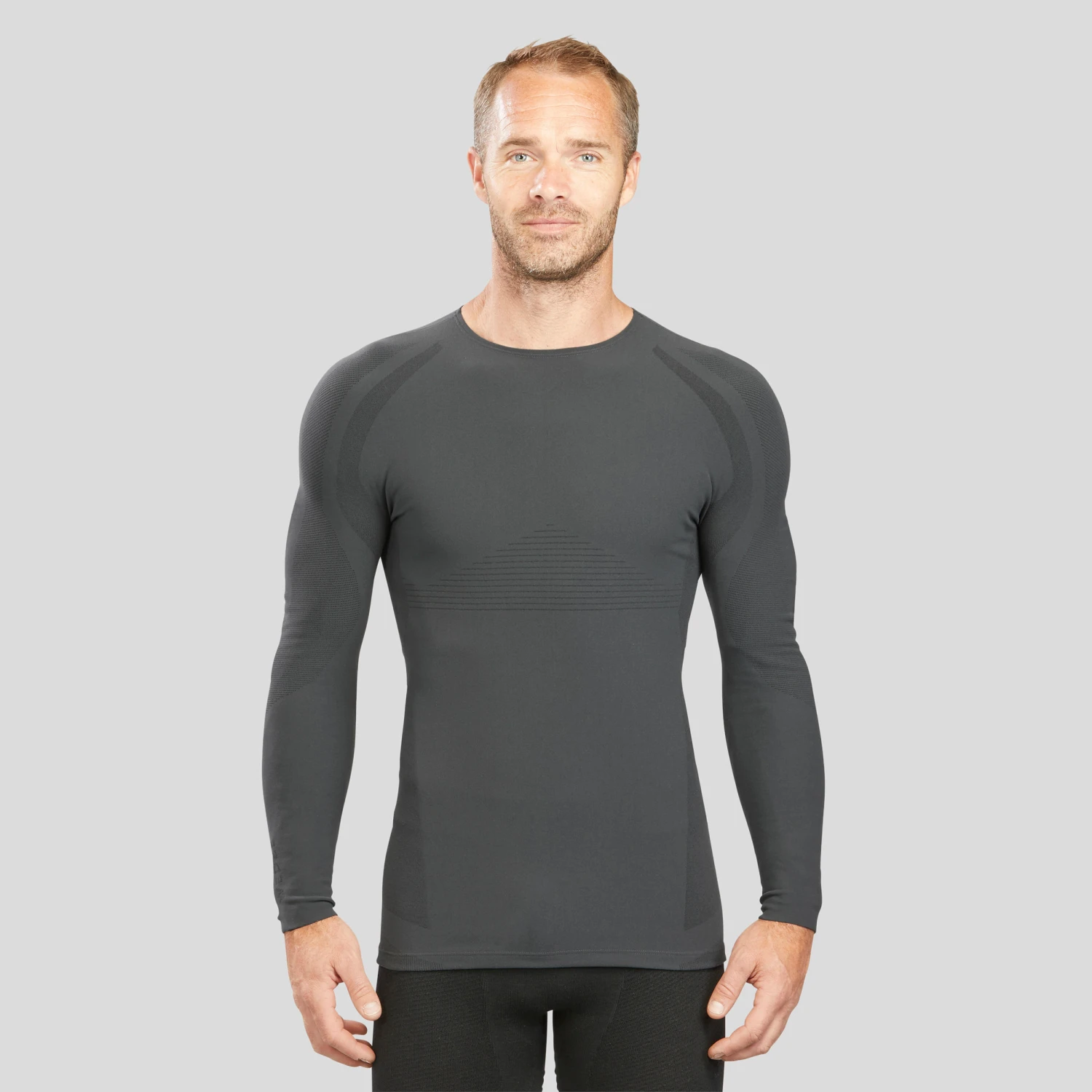 WEDZE Men's Ski 980 Base Layer Ultra-breathable Top 5 WEDZE Men's Ski 980 Base Layer Ultra-breathable Top - Image 3