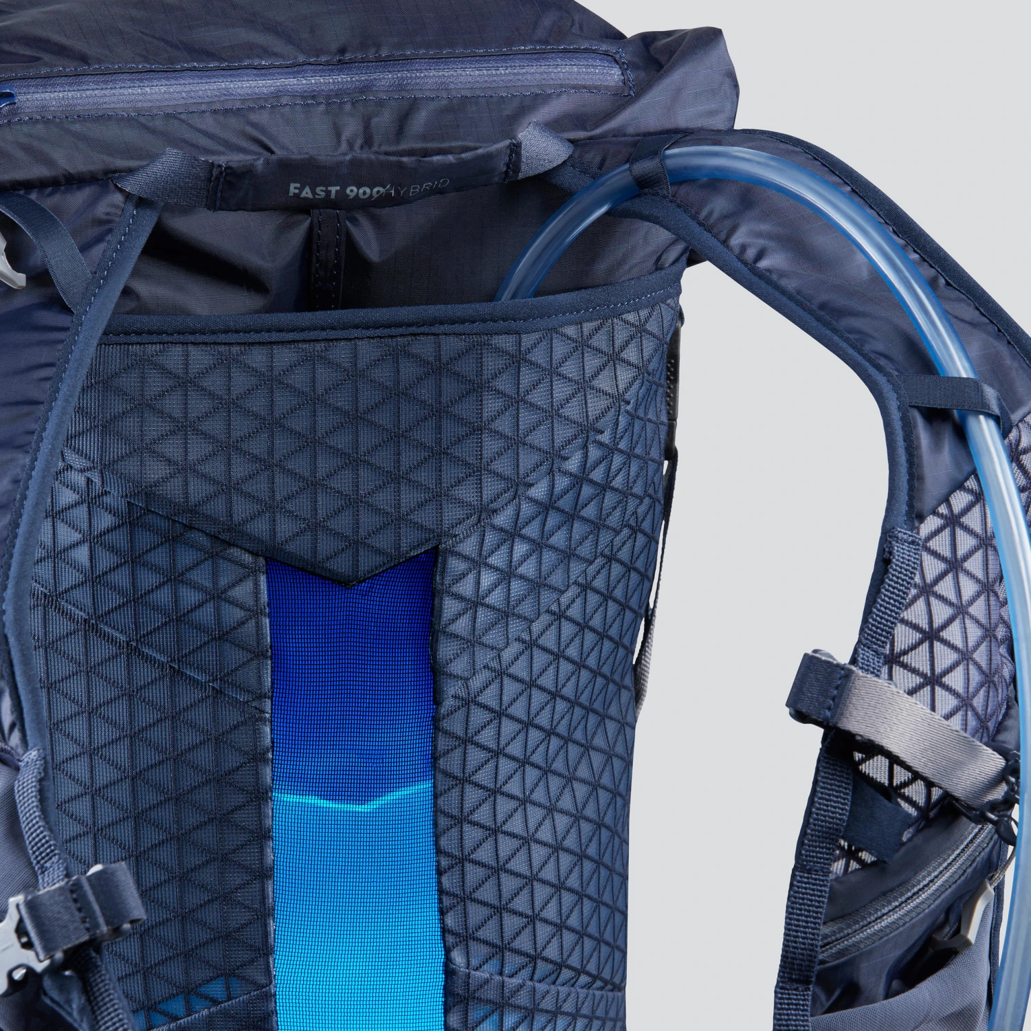 Quechua Ultra-light Fast Hiking Backpack 14+5L 9 Quechua Ultra-light Fast Hiking Backpack 14+5L - Image 7