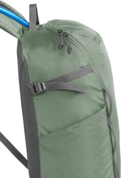 Camelbak Cloud Walker Hydration Pack 1 With 2. Reservoir -Outdoor Equipment Store k72d0963075aaafd6e622882dfedf1fa4