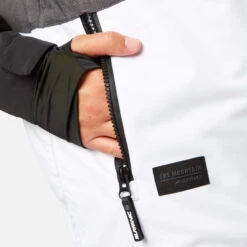 Raider Hypadri Jacket Black -Outdoor Equipment Store kf9357c5d71ad5cae6d8656c2e0a6a528